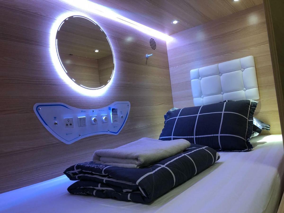 แคปซูลพอดแอทอัลยูนีด Hostel สิงคโปร์ ภายนอก รูปภาพ