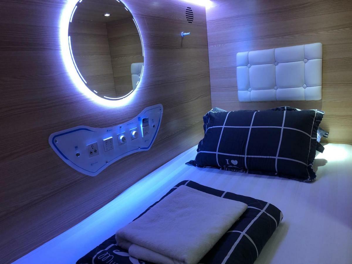 แคปซูลพอดแอทอัลยูนีด Hostel สิงคโปร์ ภายนอก รูปภาพ